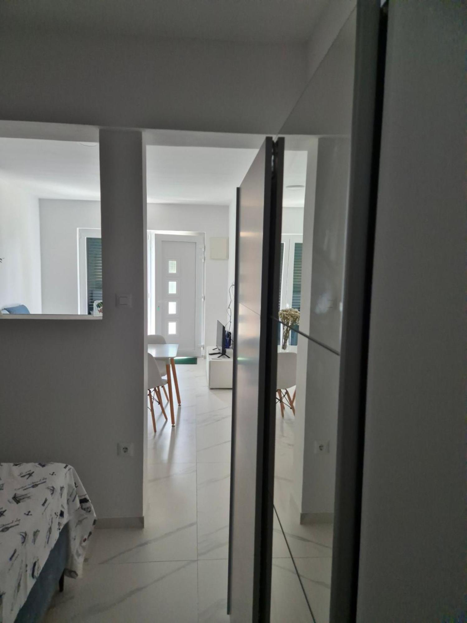 Apartman Bauer - Omis- Nemira Pokój zdjęcie